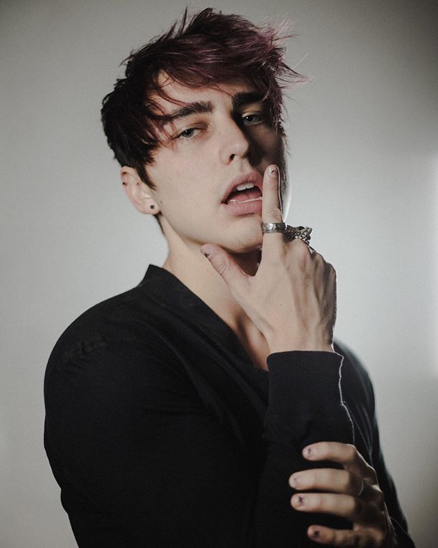 Famous YouTube star Colby brock dies in car accident.