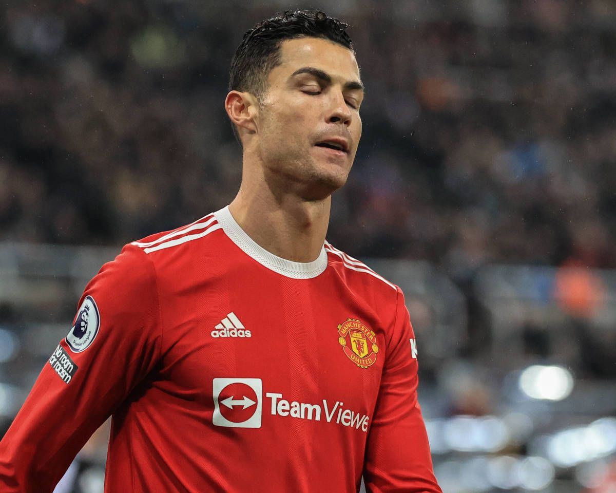 Cristiano Ronaldo allegedly talking with S.L.Benfica